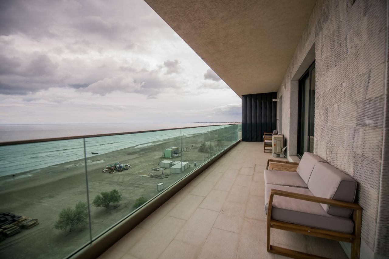 Luxury Promenada Apartment - Frontal Beachfront Mamaia Nord 那沃达利 外观 照片