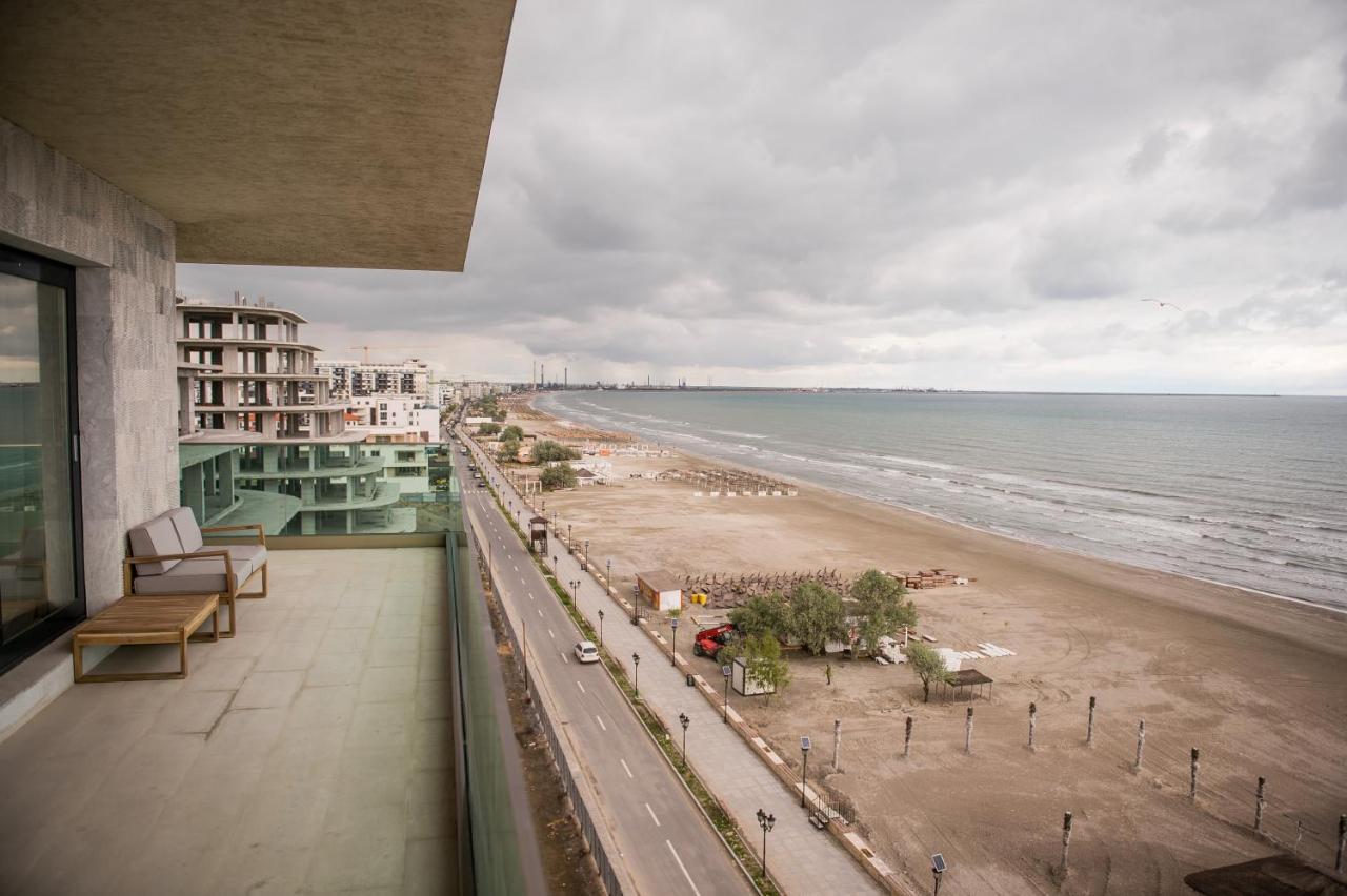Luxury Promenada Apartment - Frontal Beachfront Mamaia Nord 那沃达利 外观 照片