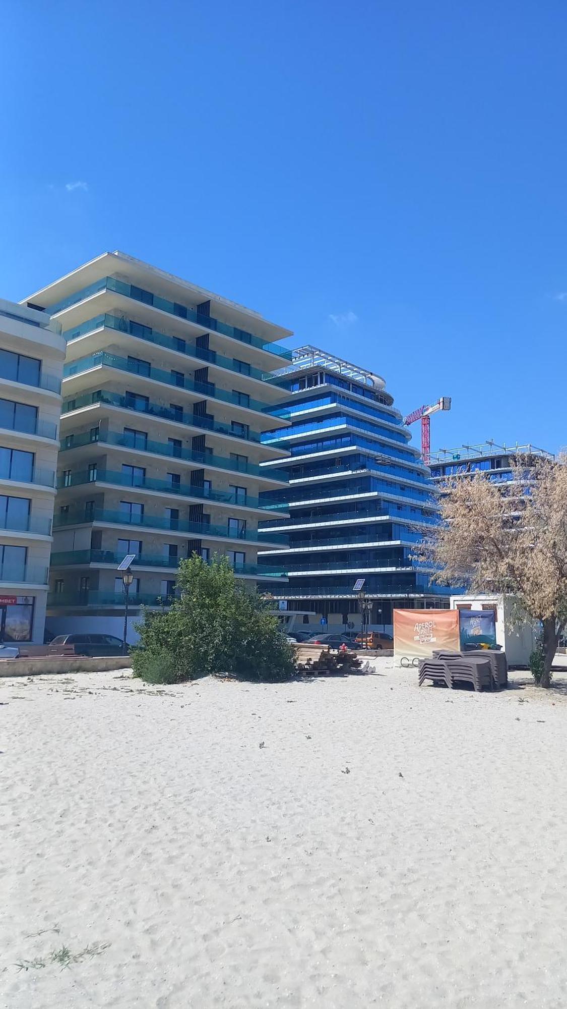 Luxury Promenada Apartment - Frontal Beachfront Mamaia Nord 那沃达利 外观 照片
