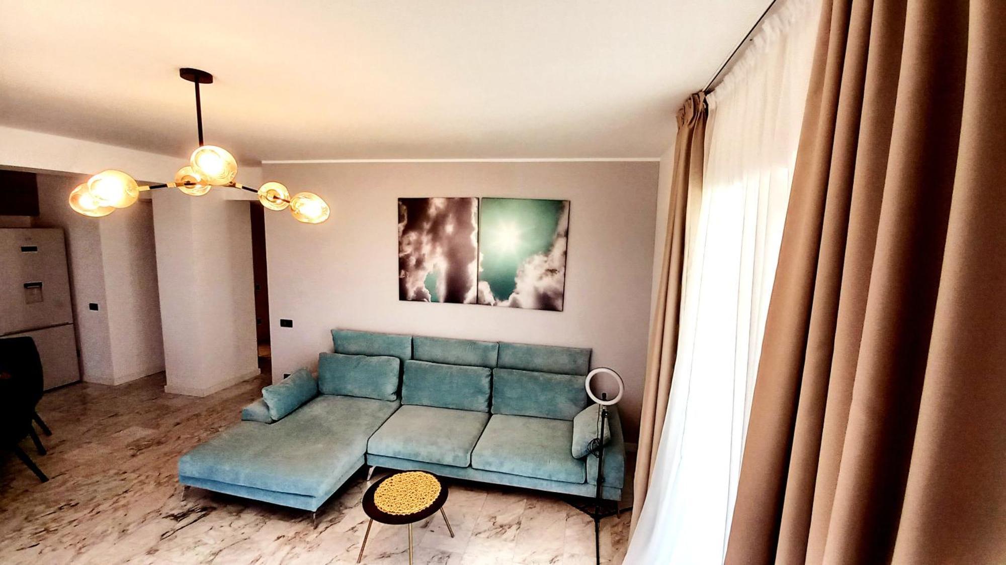 Luxury Promenada Apartment - Frontal Beachfront Mamaia Nord 那沃达利 外观 照片