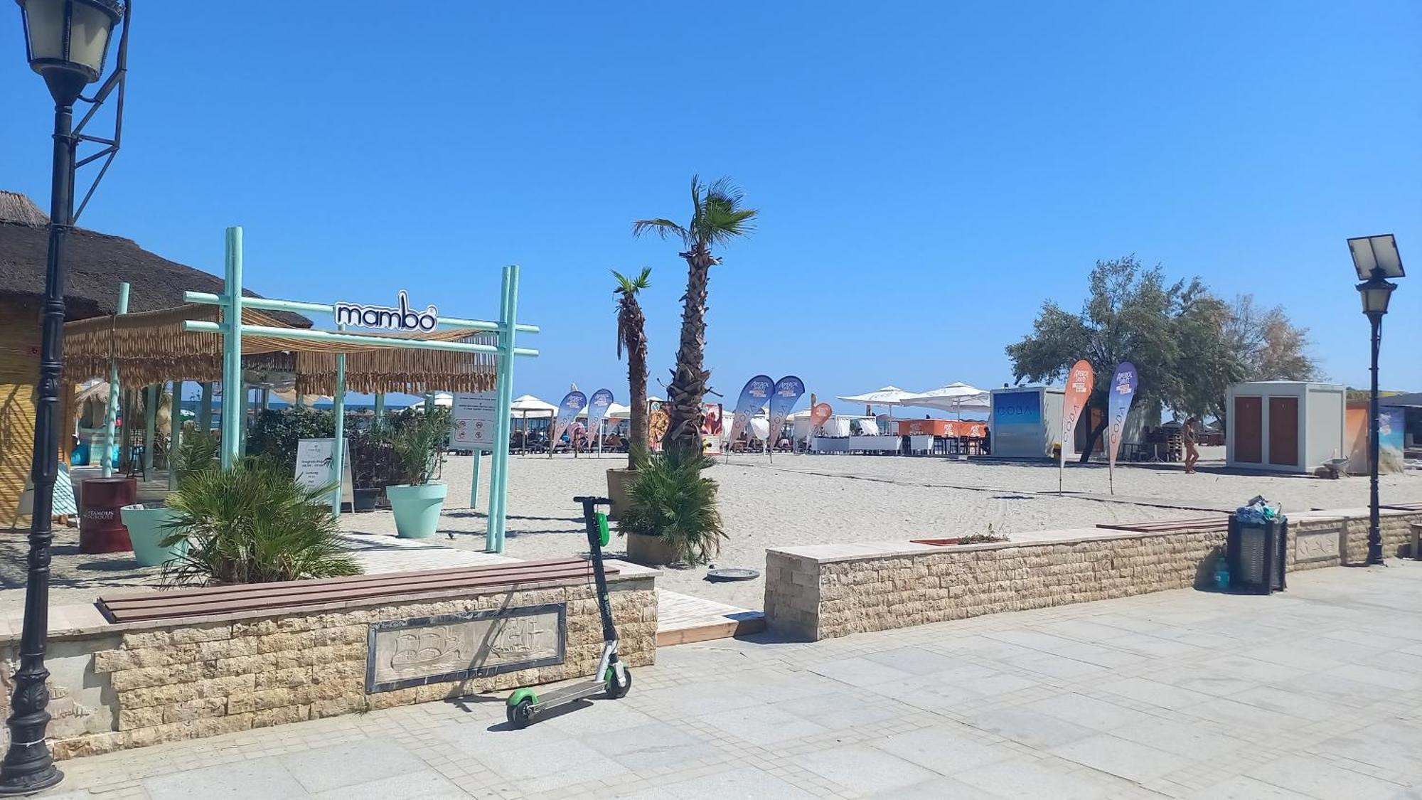 Luxury Promenada Apartment - Frontal Beachfront Mamaia Nord 那沃达利 外观 照片