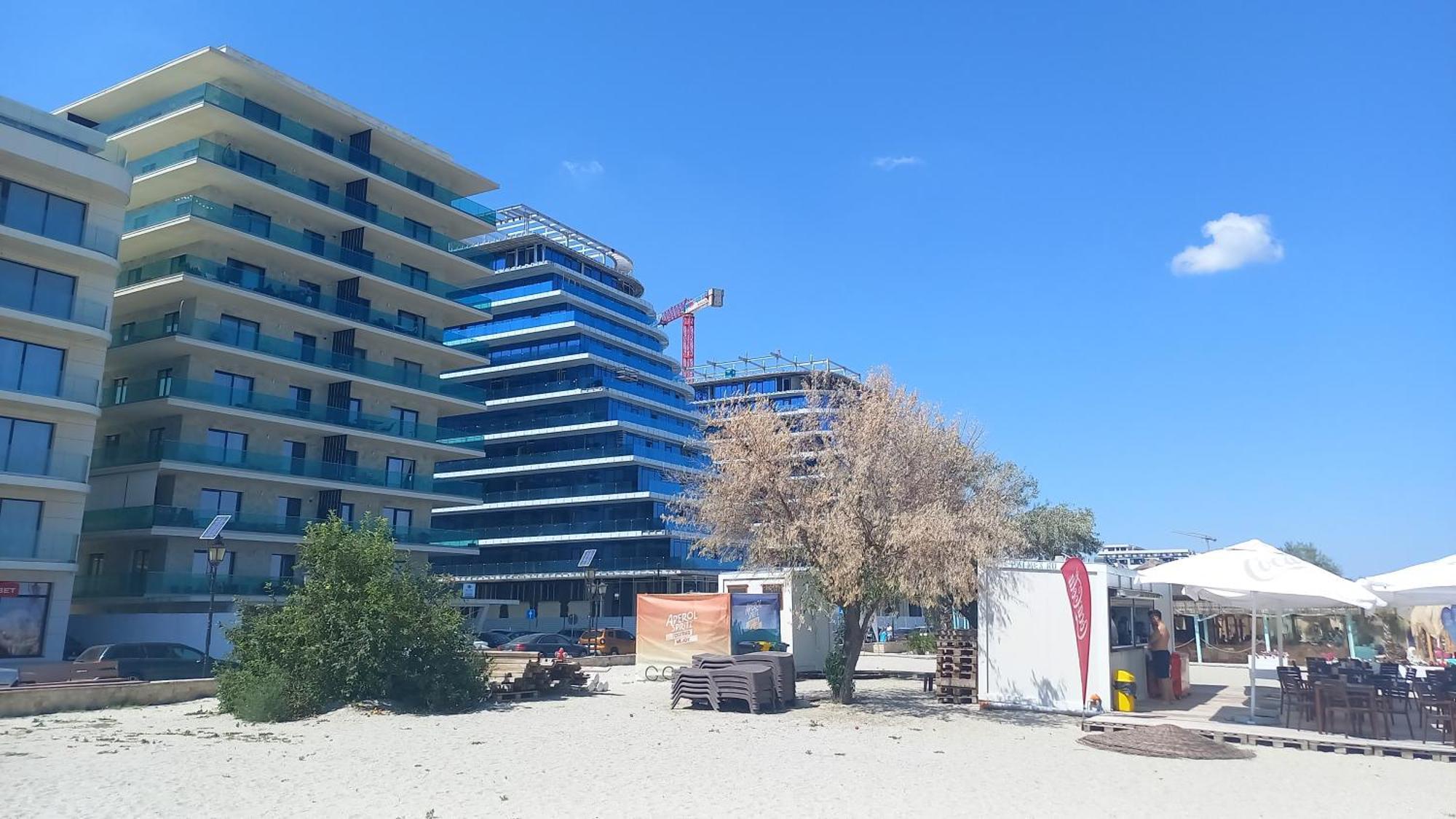 Luxury Promenada Apartment - Frontal Beachfront Mamaia Nord 那沃达利 外观 照片