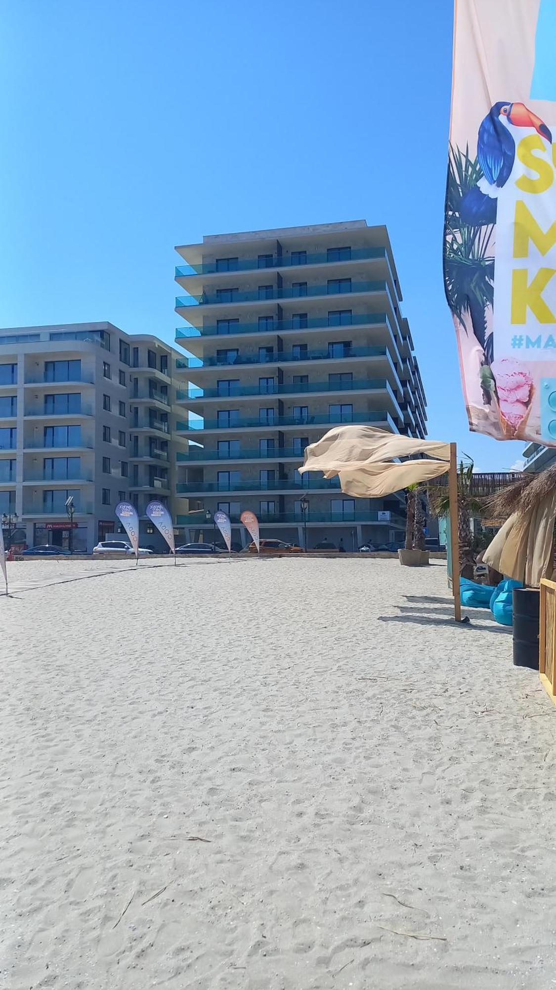 Luxury Promenada Apartment - Frontal Beachfront Mamaia Nord 那沃达利 外观 照片