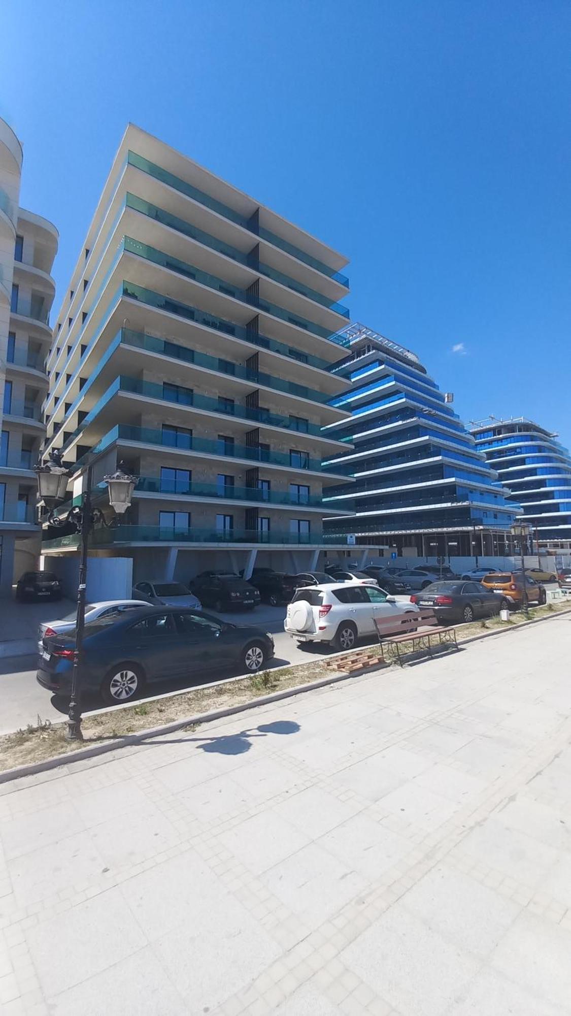 Luxury Promenada Apartment - Frontal Beachfront Mamaia Nord 那沃达利 外观 照片