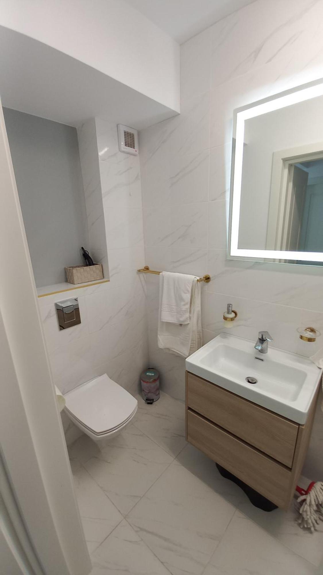 Luxury Promenada Apartment - Frontal Beachfront Mamaia Nord 那沃达利 外观 照片