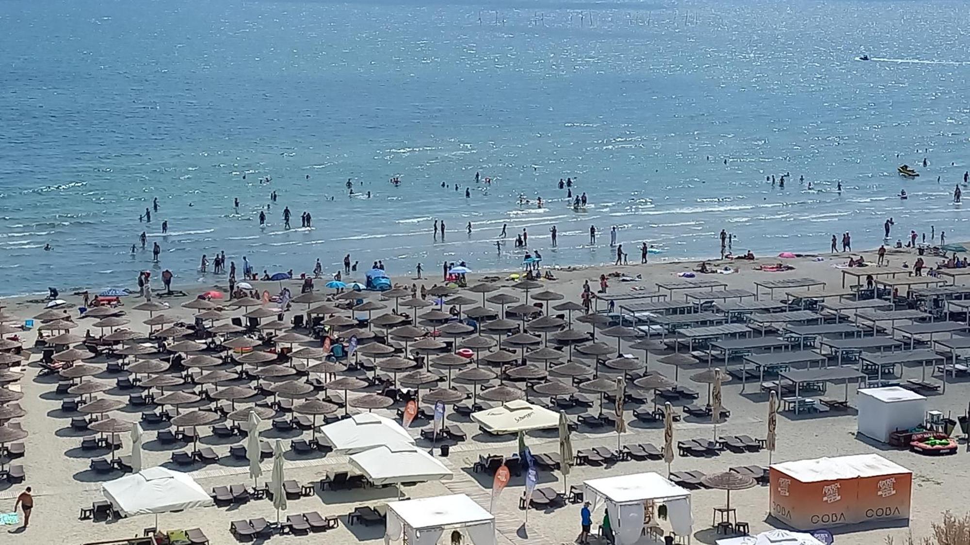 Luxury Promenada Apartment - Frontal Beachfront Mamaia Nord 那沃达利 外观 照片